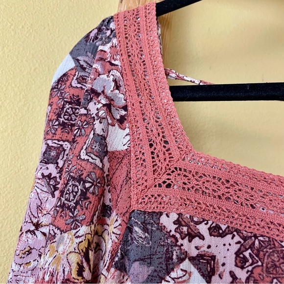 Maurices Crochet Trim Babydoll Floral Boho 3/4 Sleeve Patchwork Design Blouse 1X - Picture 3 of 12